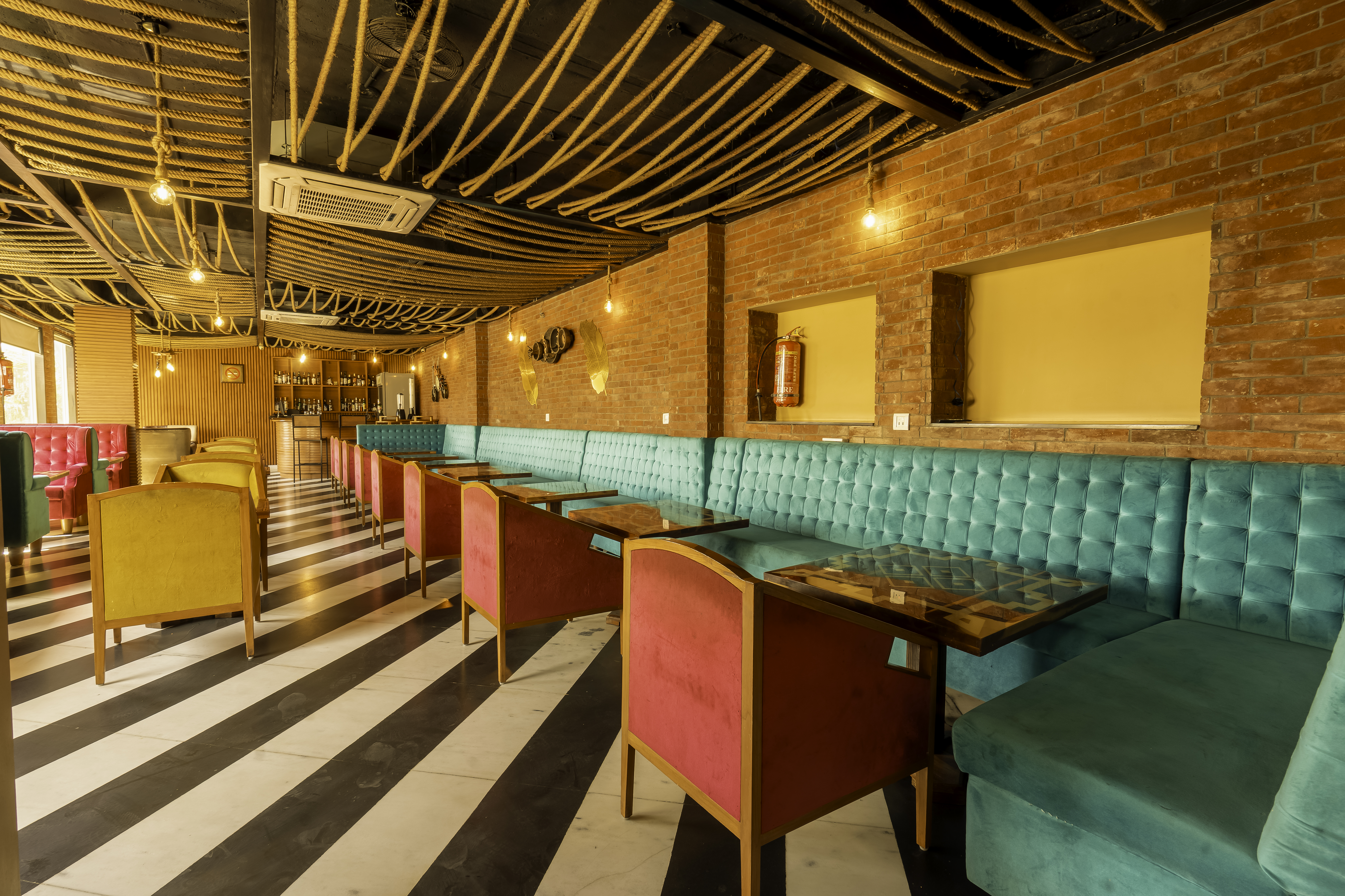 Bar In Hotel in Abu Road
